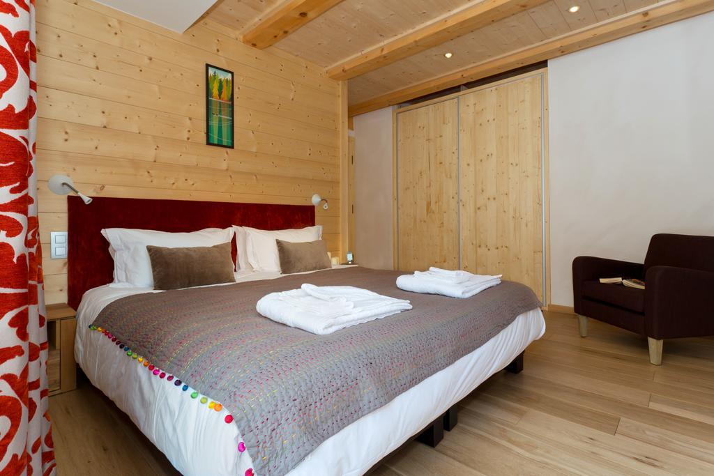 Chalet Isabelle Mountain Lodge 5 Star 5 Bedroom En Suite Sauna Jacuzzi Шамони Номер фото
